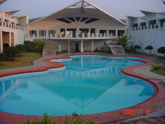 hotel sterling days inn , puri